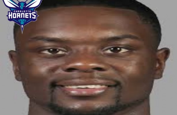 STEPHENSON SIGNS WITH HORNETS